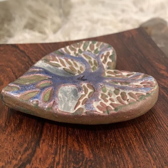 J Diller Raku Art Pottery Heart &
Tree Of Life - Picture 5 of 17